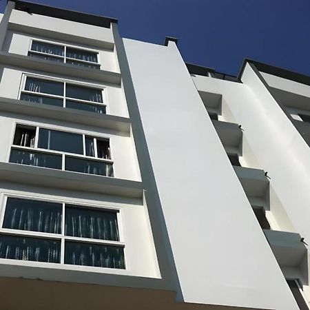 Buddy Place Bangkok Luaran gambar