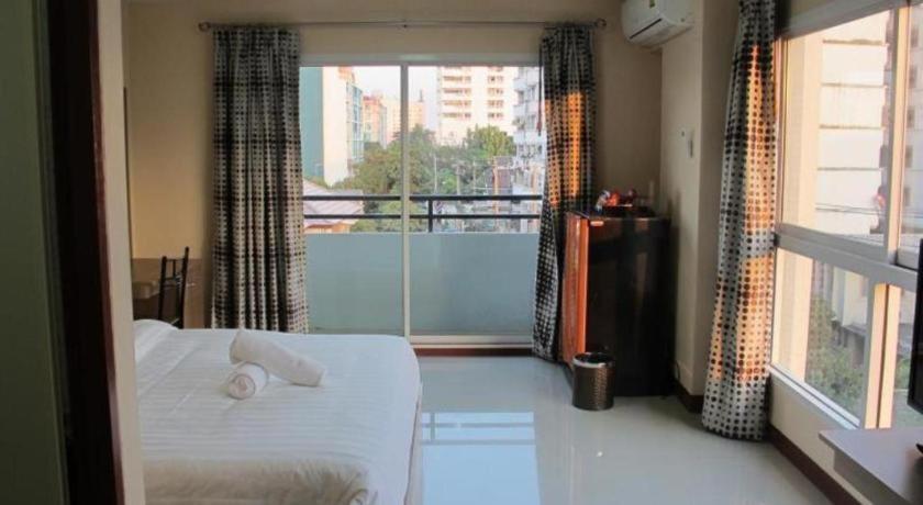 Buddy Place Bangkok Luaran gambar