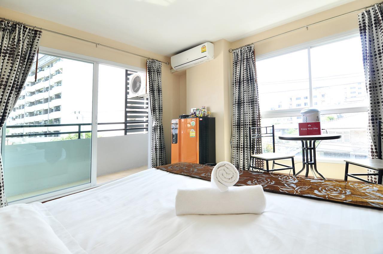 Buddy Place Bangkok Luaran gambar