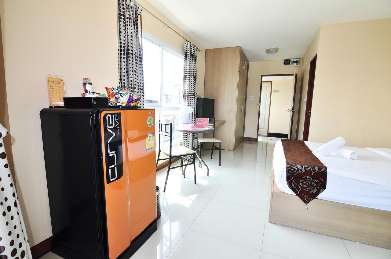 Buddy Place Bangkok Luaran gambar